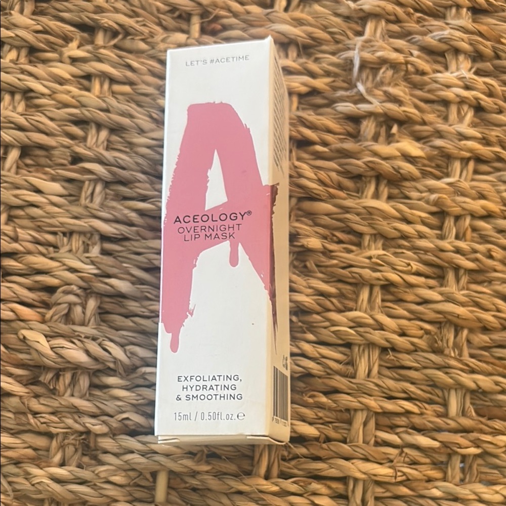 Aceology Overnight Lip Mask – Hydrating & Exfoliating – 15ml